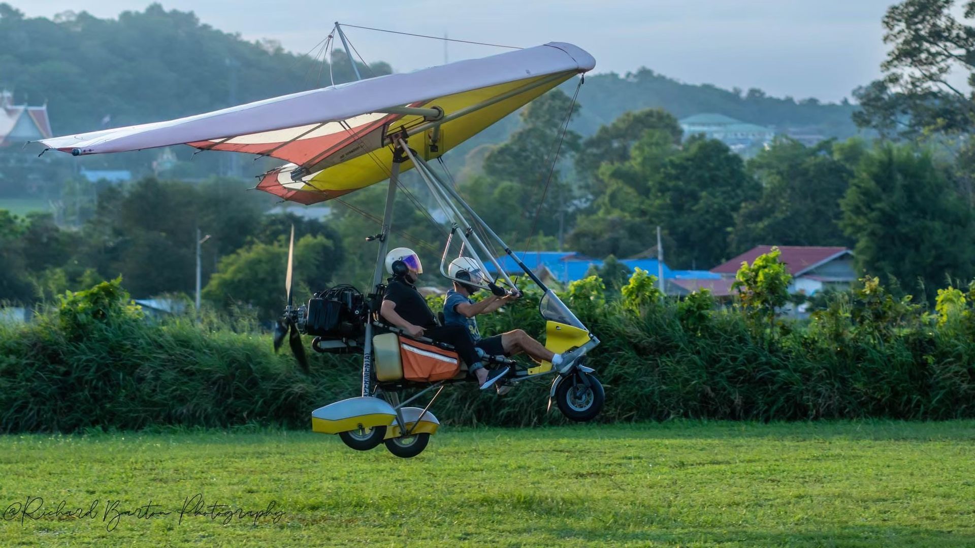 🛩 Дельтаплан (Microlight)
