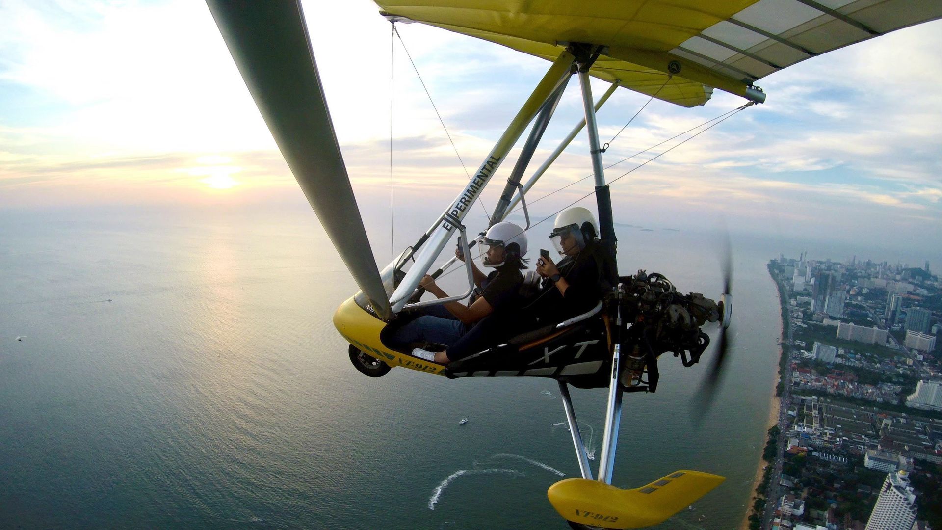 🛩 Дельтаплан (Microlight)