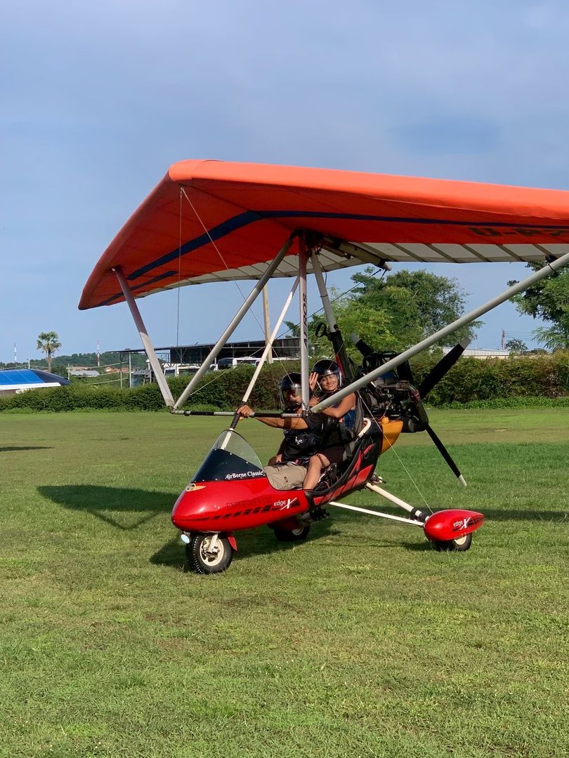 🛩 Дельтаплан (Microlight)